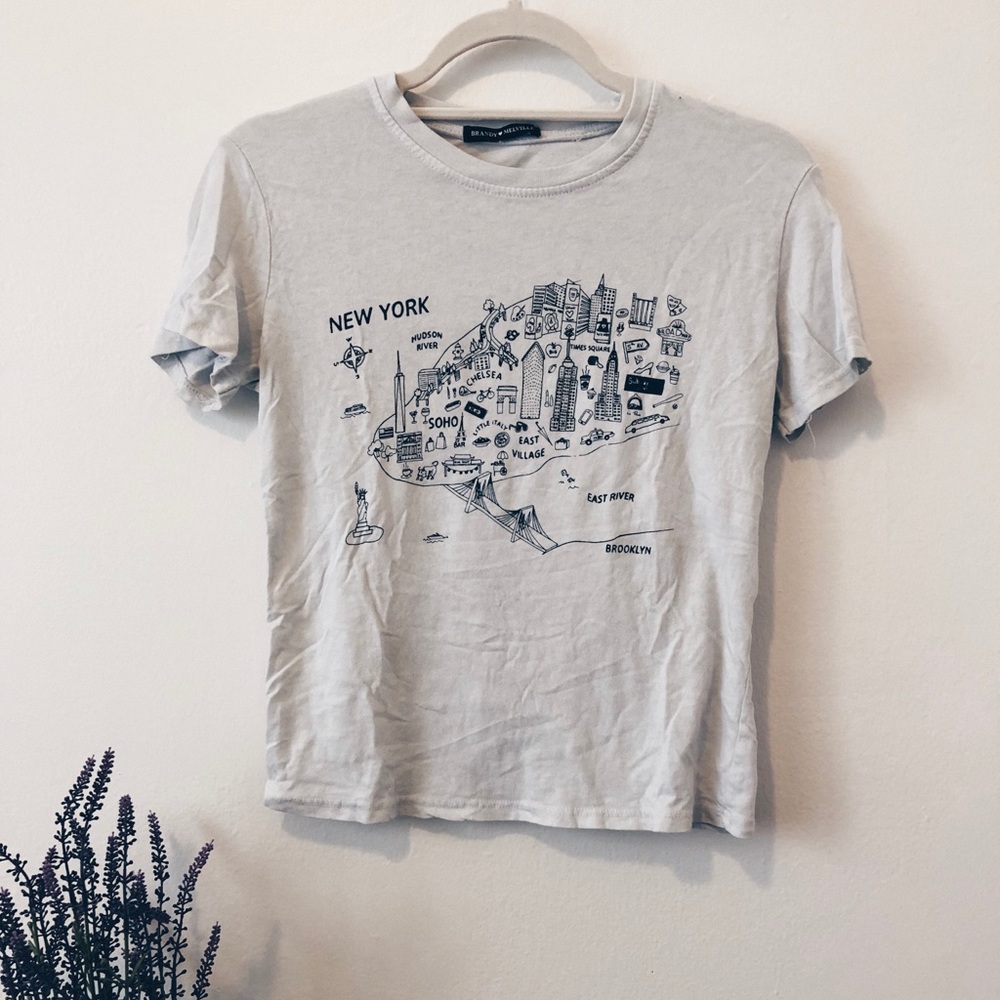 Brandy Melville New York tee